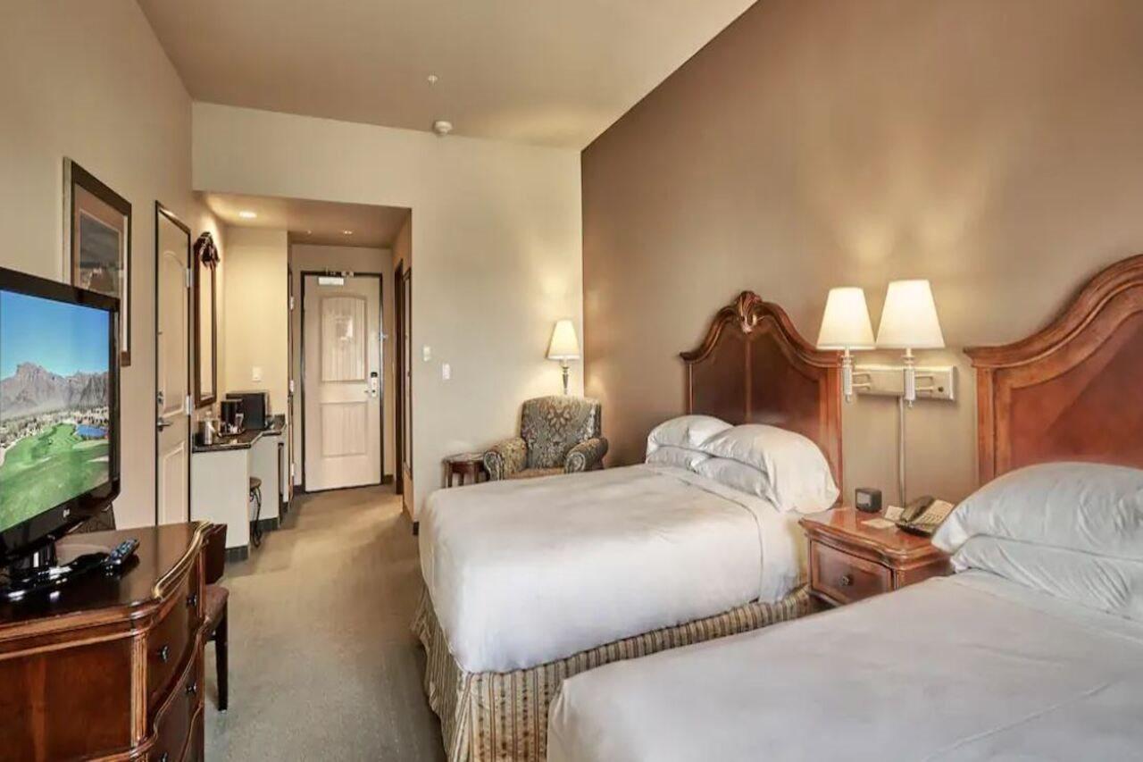 Doubletree By Hilton Phoenix-Gilbert Bagian luar foto