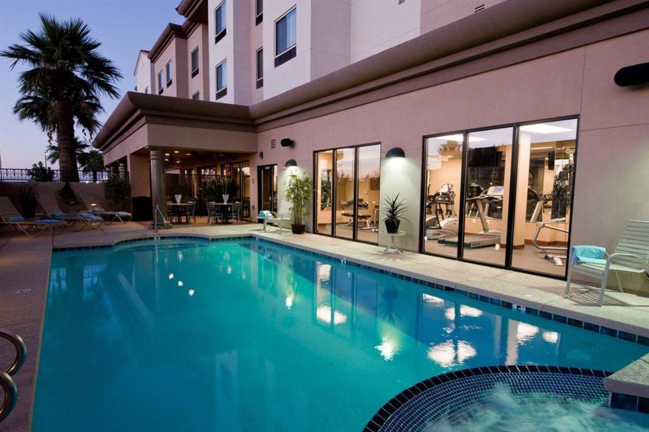 Doubletree By Hilton Phoenix-Gilbert Bagian luar foto