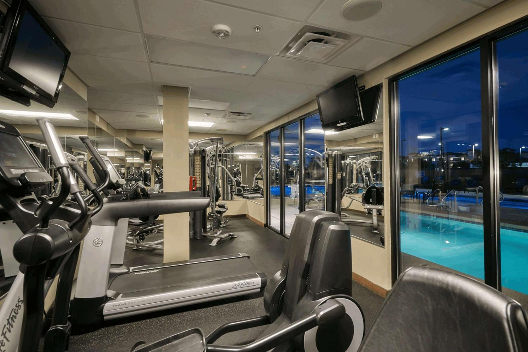 Doubletree By Hilton Phoenix-Gilbert Bagian luar foto