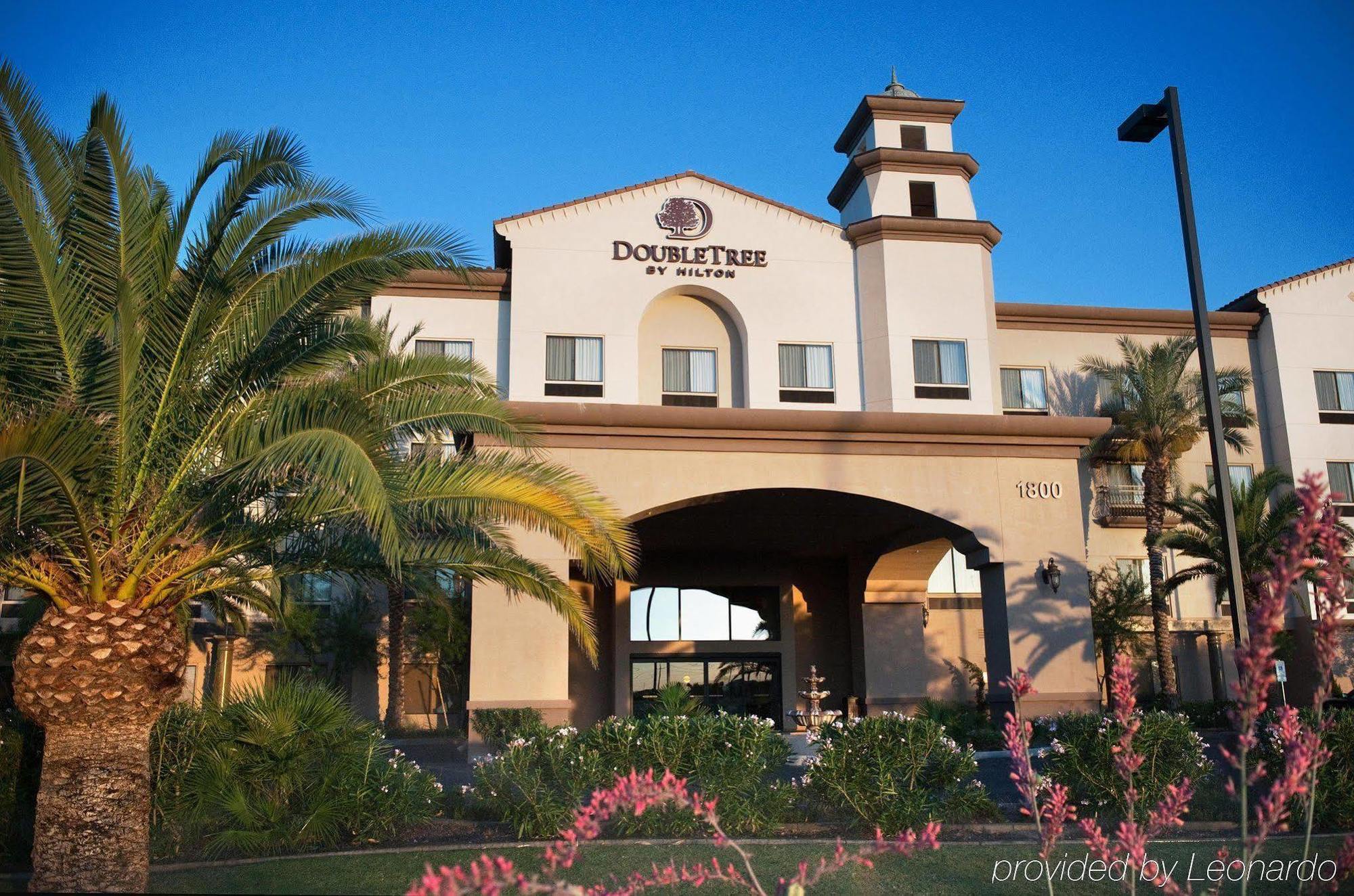 Doubletree By Hilton Phoenix-Gilbert Bagian luar foto